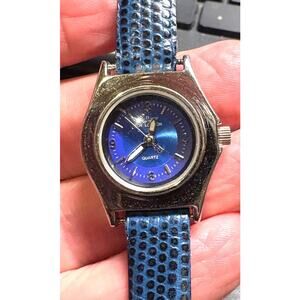 Women's 27mm Boy London 2000W Watch, Silver Tone with Blue Face,